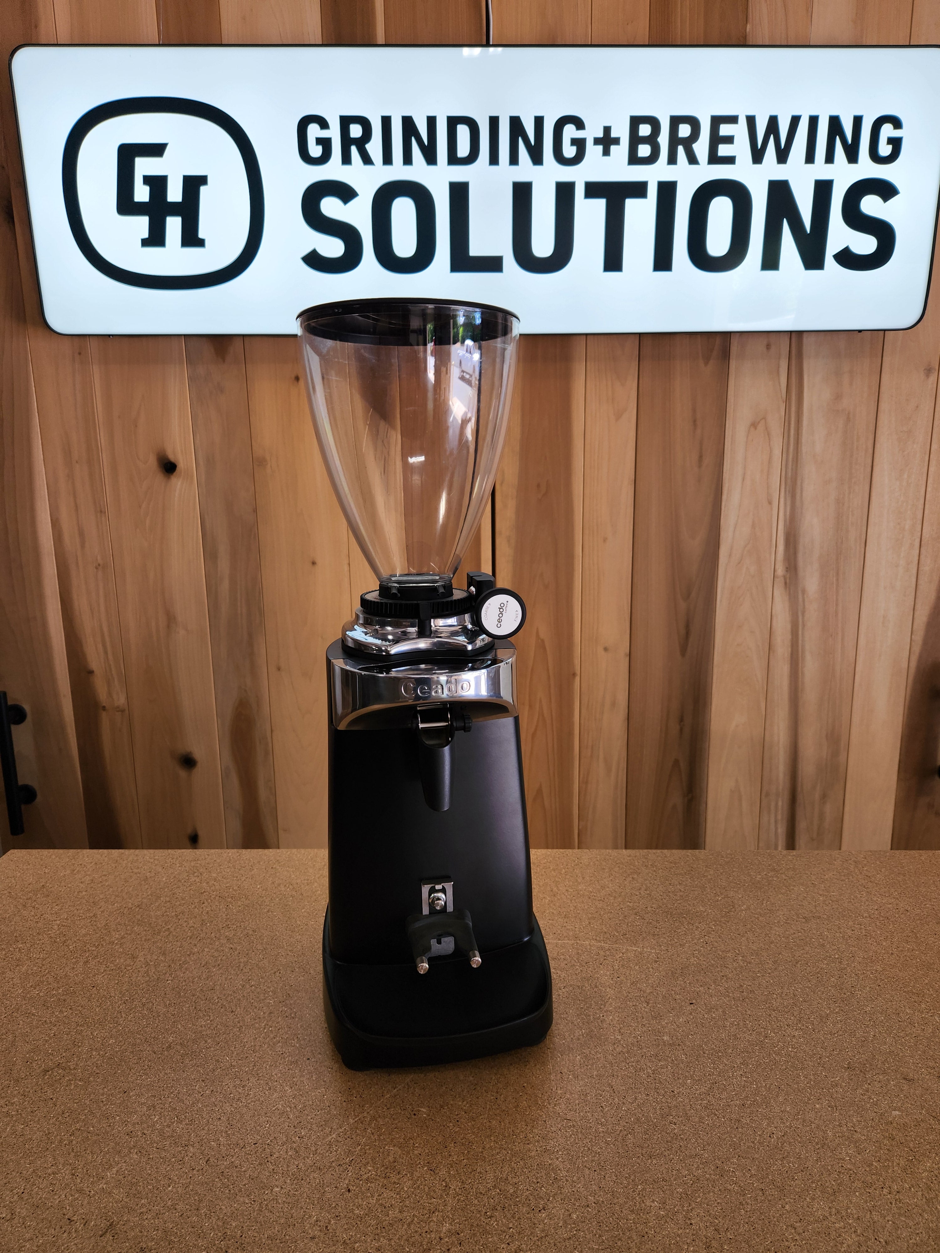 Ceado E37T Espresso Grinder in black DEMO AHG475012