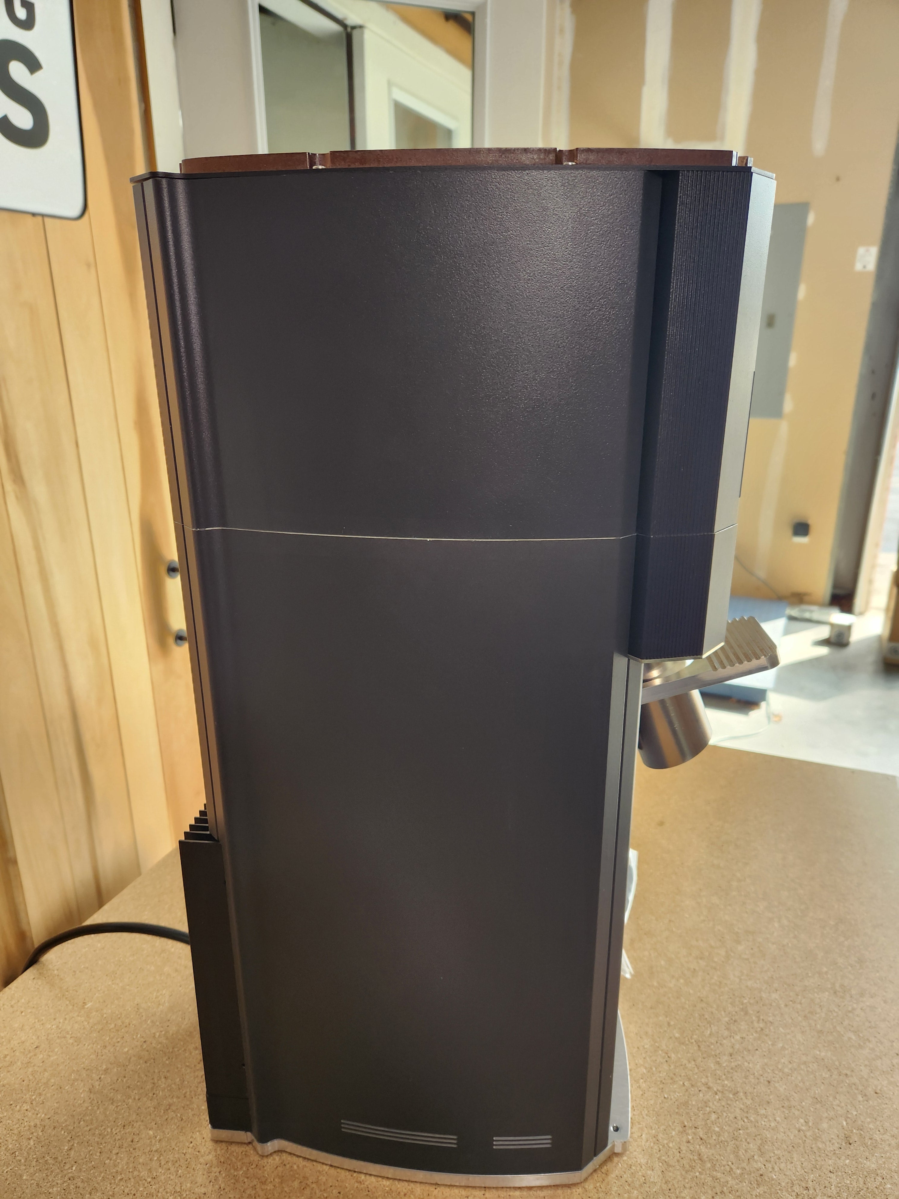 Pinecone Siberian Digital Coffee Grinder DEMO 500873